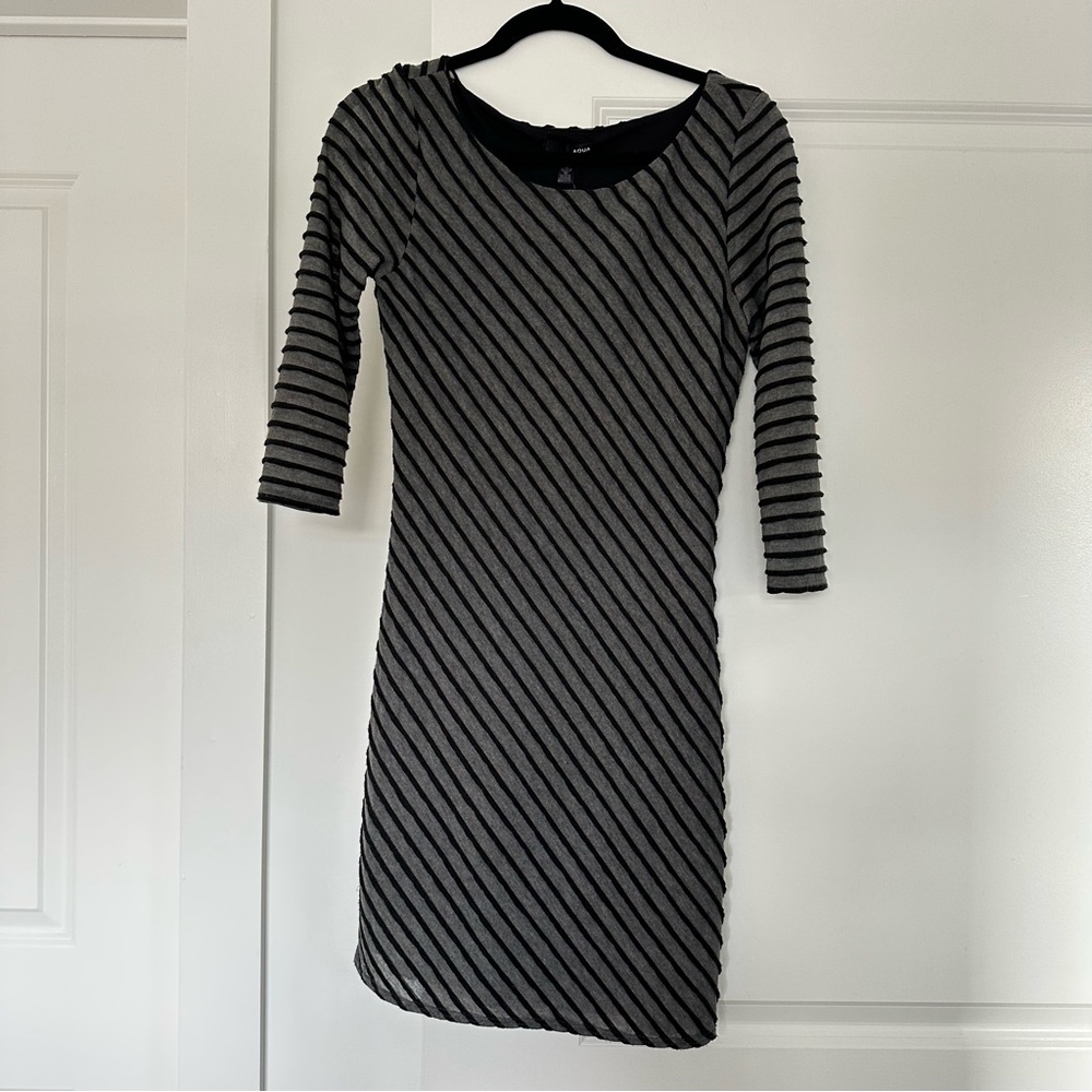 NWT! Aqua (M) Gray/Black Striped Bodycon Y2K Vibes Lightweight Knit Mini Dress